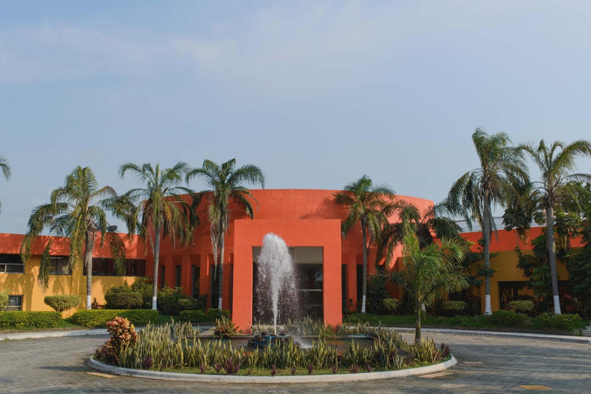 Hotel Terranova Coatzacoalcos Exterior photo Entrance to the hotel