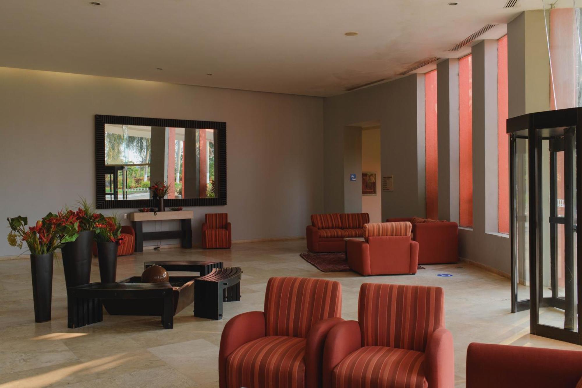 Hotel Terranova Coatzacoalcos Exterior photo Lobby
