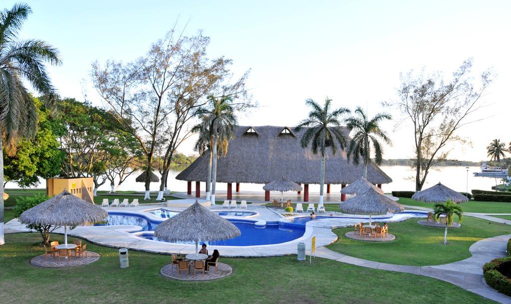 Hotel Terranova Coatzacoalcos Exterior photo Club de Regatas
