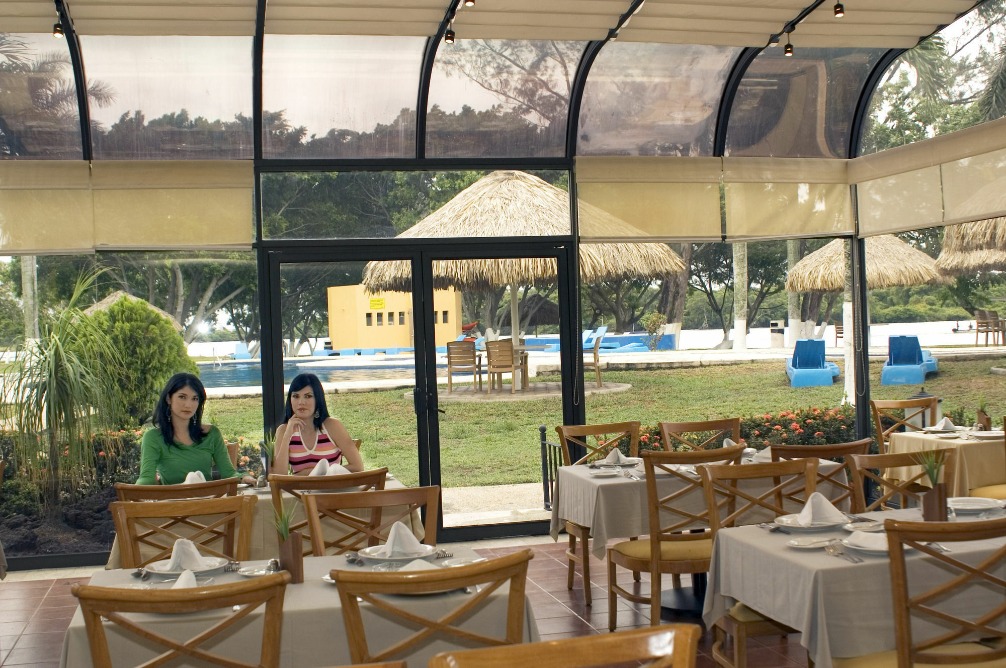 Hotel Terranova Coatzacoalcos Exterior photo Restaurant